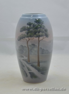 Vase mit Landschaftsmotiv