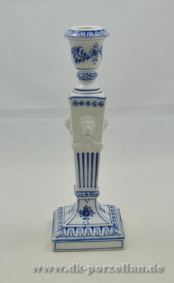 Kerzenleuchter mit L�wenk�pfen