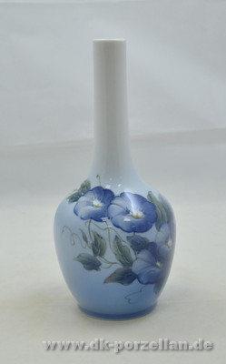 Vase mit Blumenmotiv 